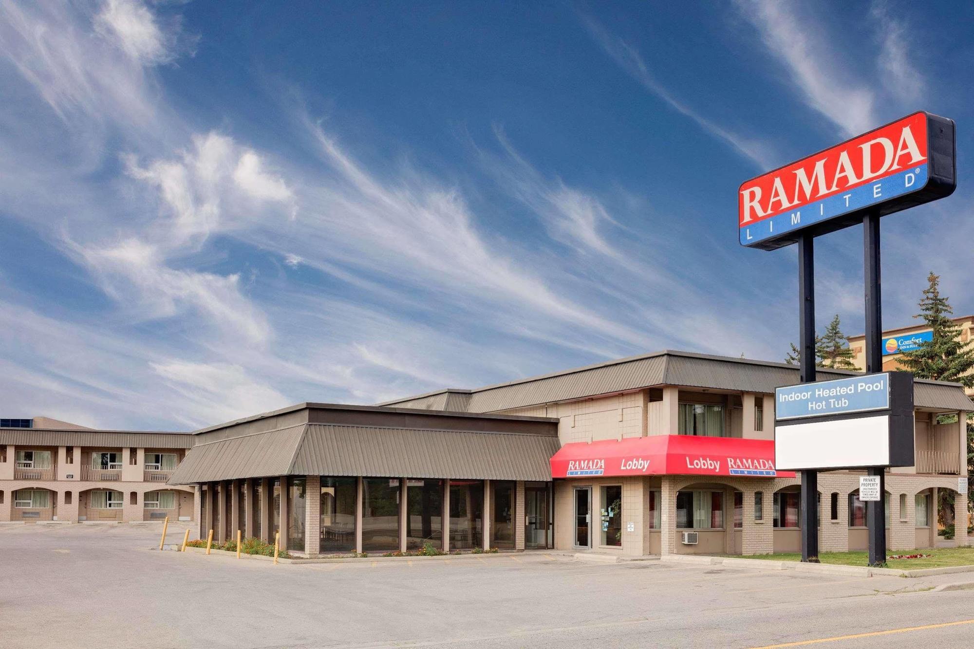Ramada Limited Calgary Hotel Buitenkant foto